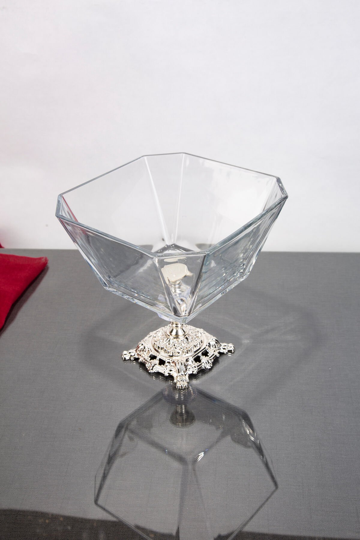 KRN GÜMÜŞ SALATA KASESİ METAL AYAKLI 19X19X19