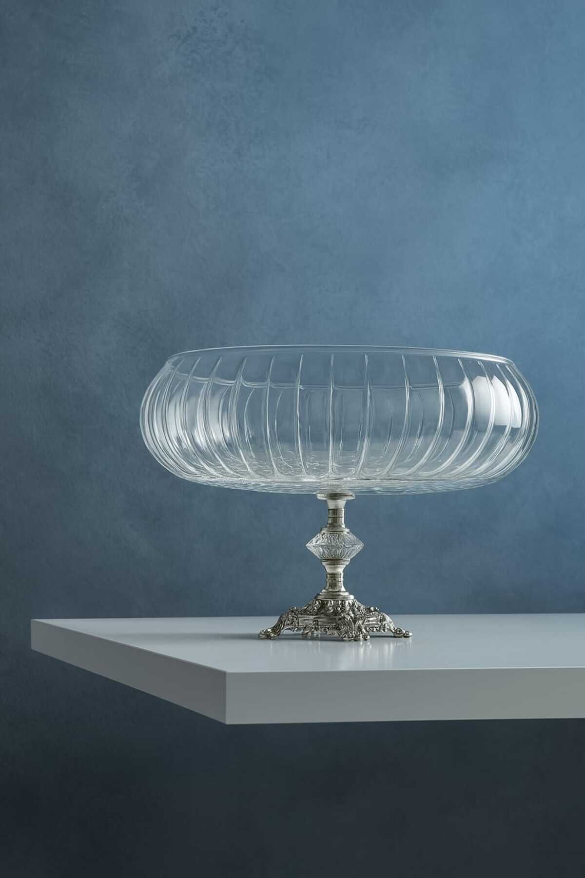 Lotus Kristal 24 Cm Kesme Dekor Metal Ayaklı Salata Kasesi Cam Sunumluk- Servis Tabağı