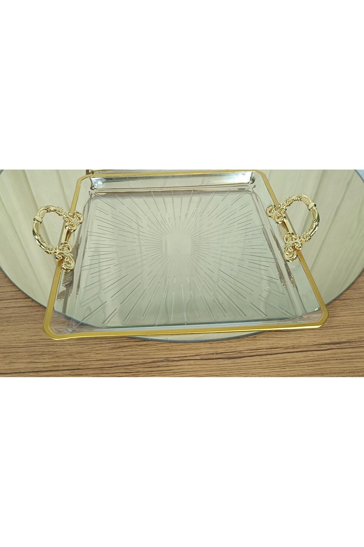 KULPLU  MADLEN SUNUM  SERVİS TABAĞI