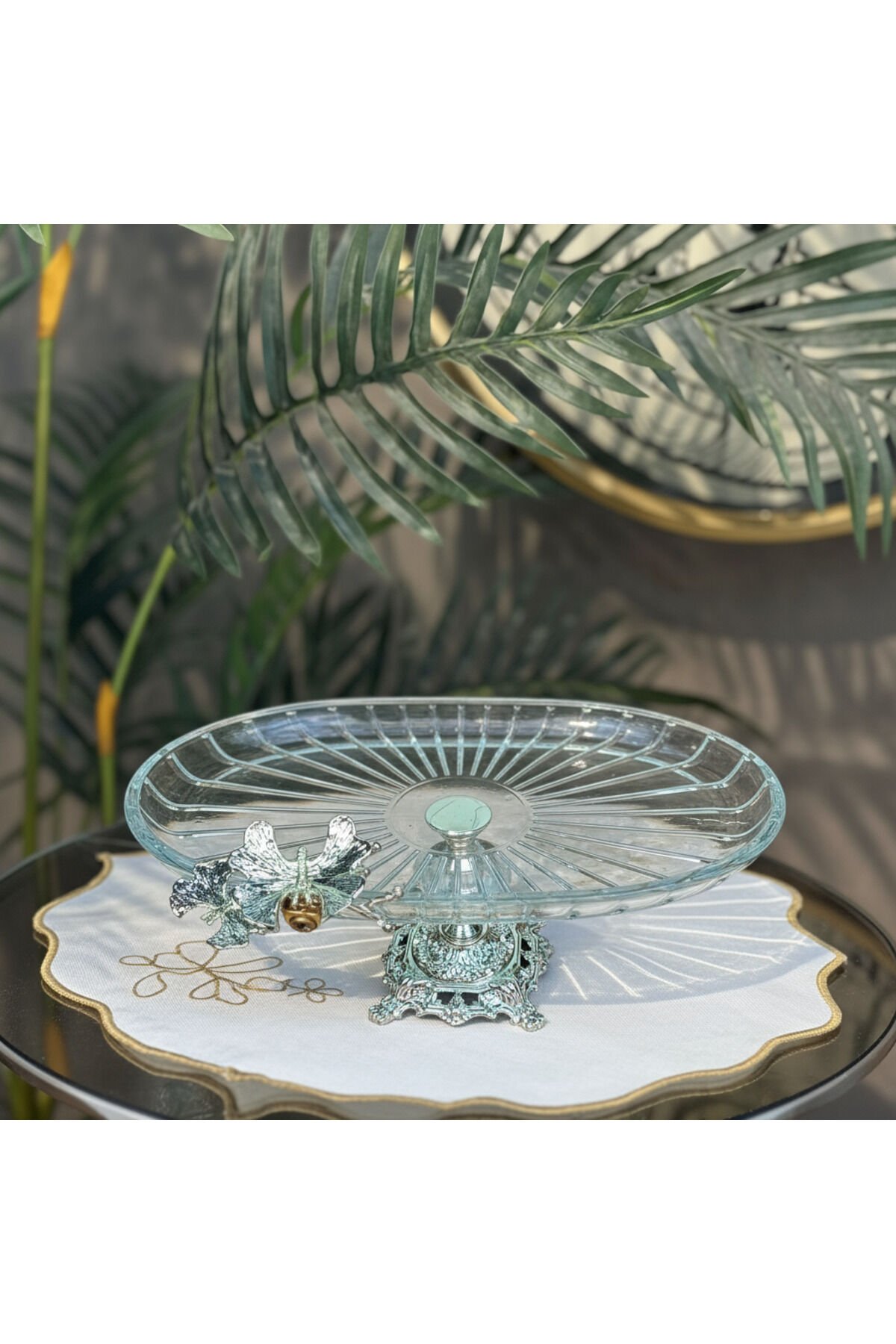 Lüx Hediyelik Metal Ayaklı Gümüş Oval Kelebekli Sunumluk Kurabiyelik - Yeni Serisi