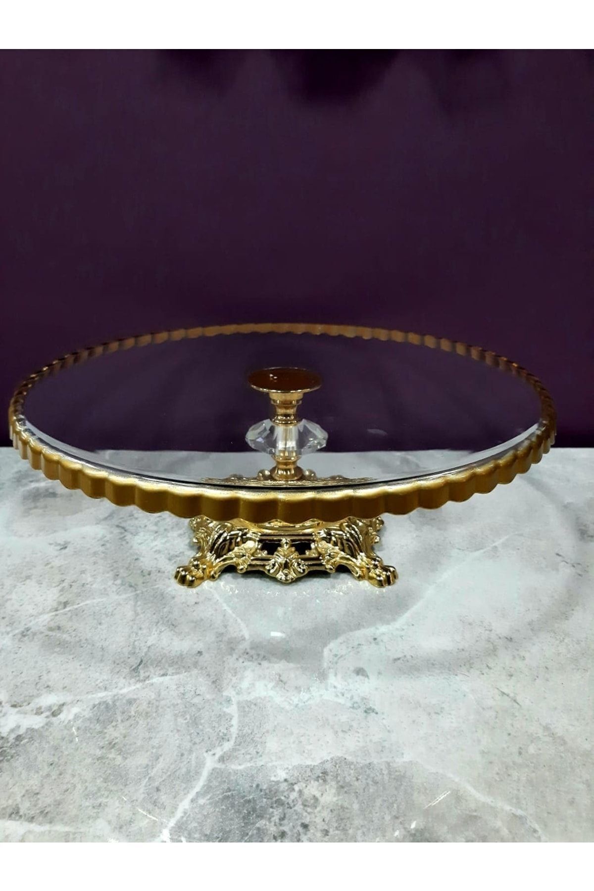 Avangard Gold Döküm Ayaklı Yaldızlı Yuvarlak Pasta Standı Muhteşem Sunumluk