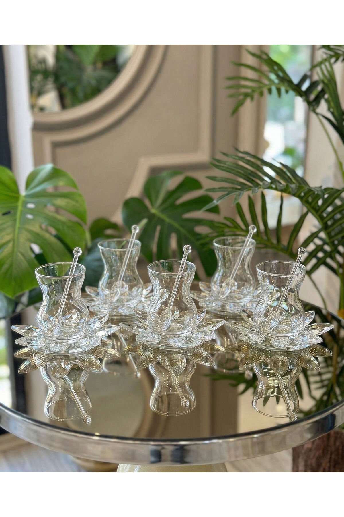 18 Parça Kristal Çay Seti – Kristal Tabak ve Kaşıklı İnce Belli 6 Kişilik Şık Çay Takımı