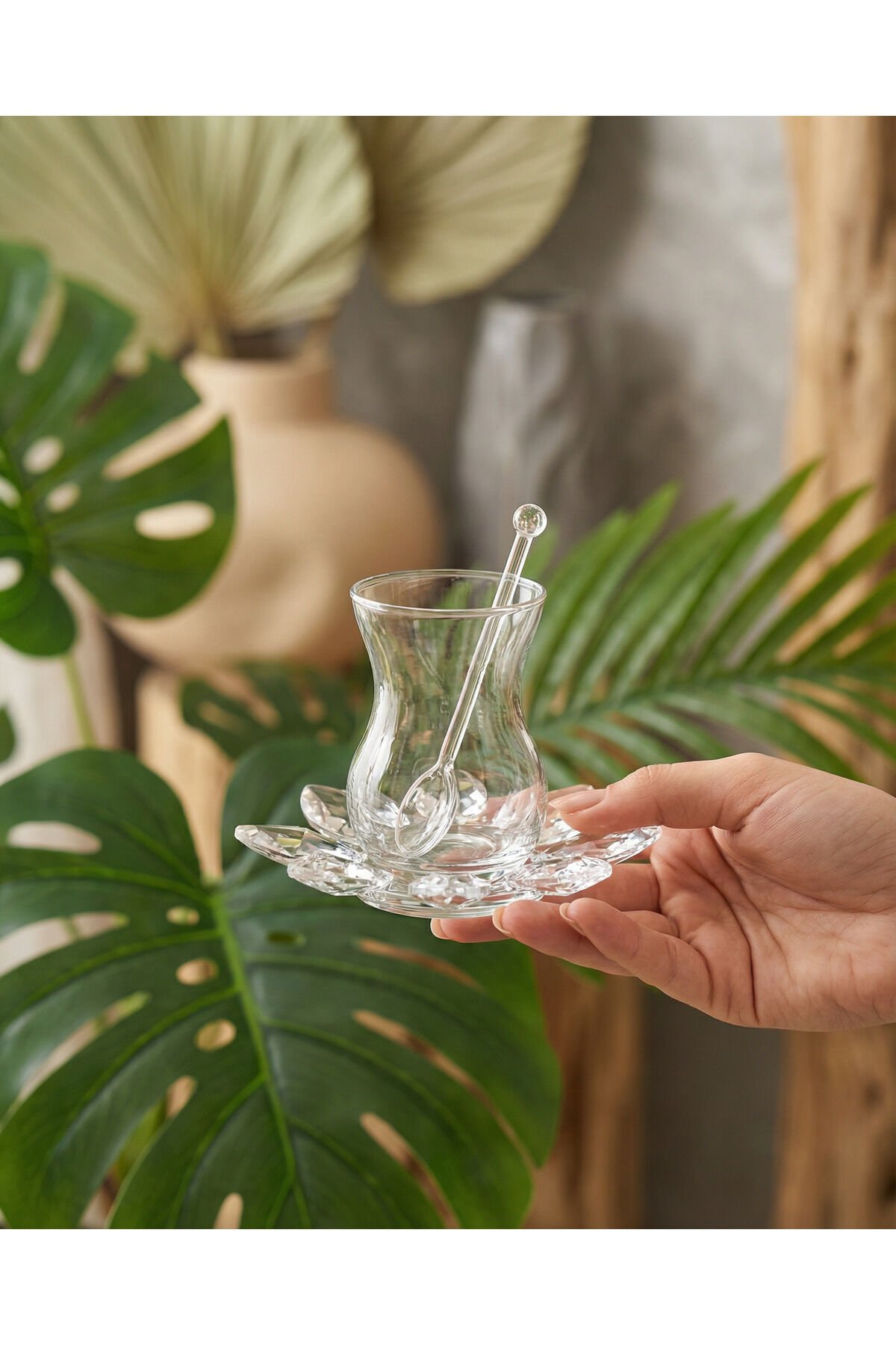 18 Parça Kristal Çay Seti – Kristal Tabak ve Kaşıklı İnce Belli 6 Kişilik Şık Çay Takımı