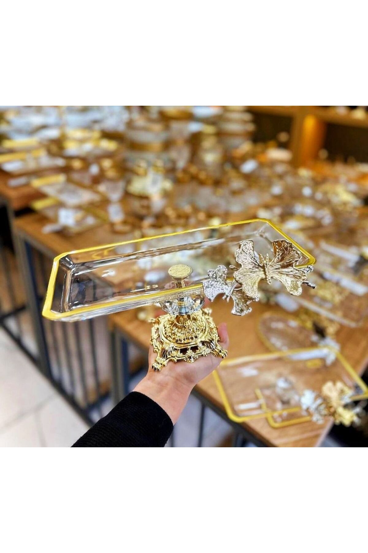 Kelebekli Gold Döküm Ayaklı Sunumluk Kurabiyelik