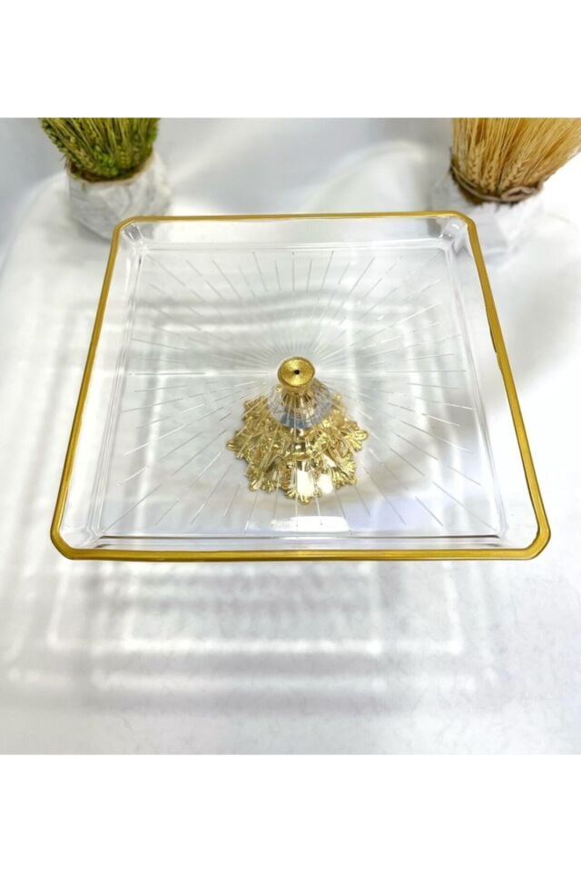 Yeppo Store Madlen Metal Ayaklı Sunumluk Tabak