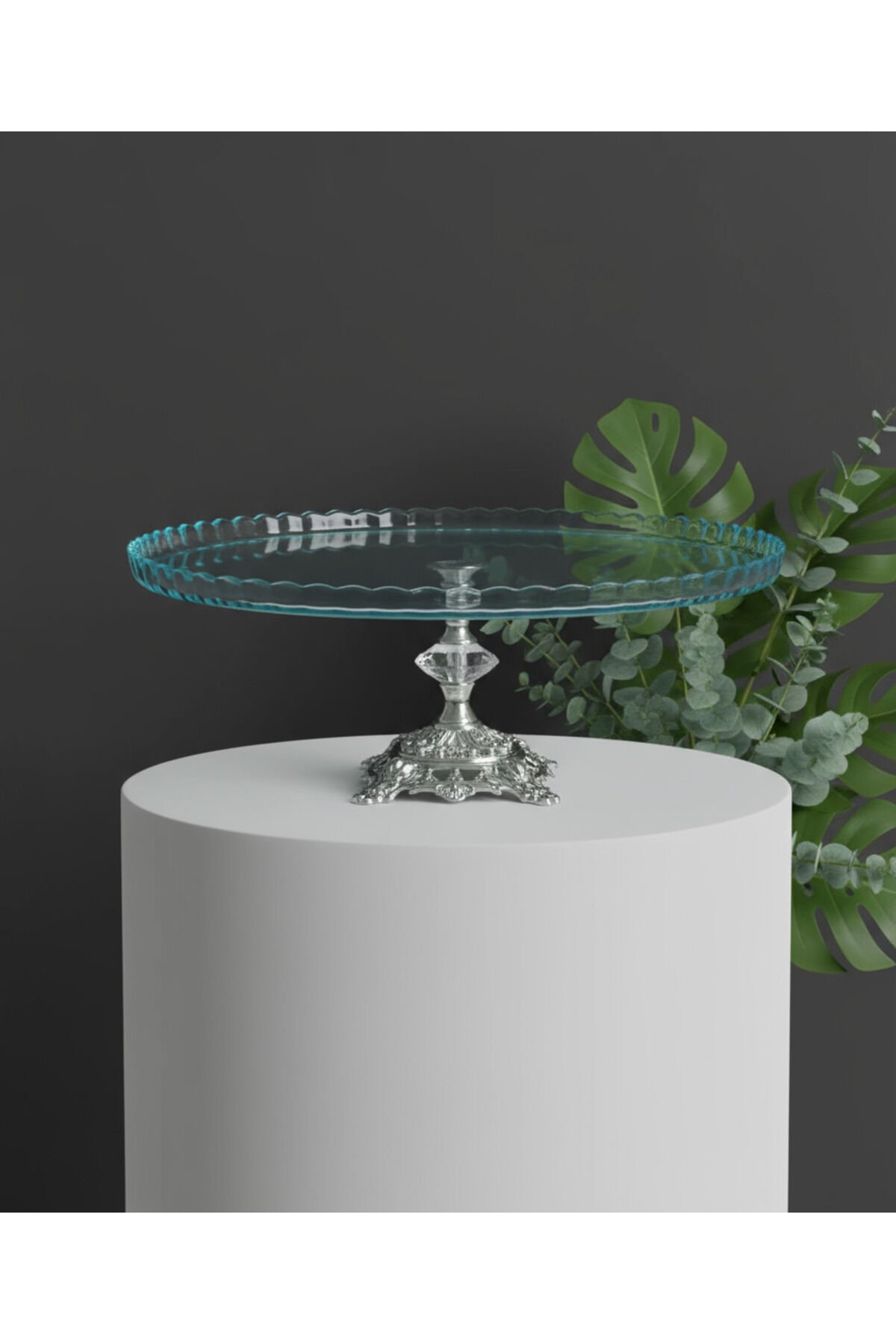 Avangard Gümüş Döküm Ayaklı Yuvarlak Pasta Standı Muhteşem Sunumluk Gümüş