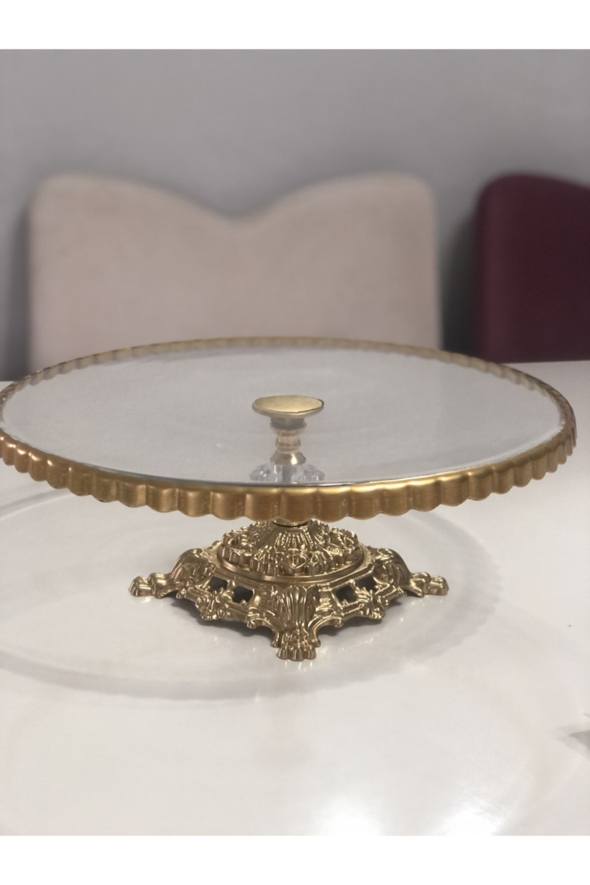 Avangard Gümüş Döküm Ayaklı Yuvarlak Pasta Standı Muhteşem Sunumluk Gold