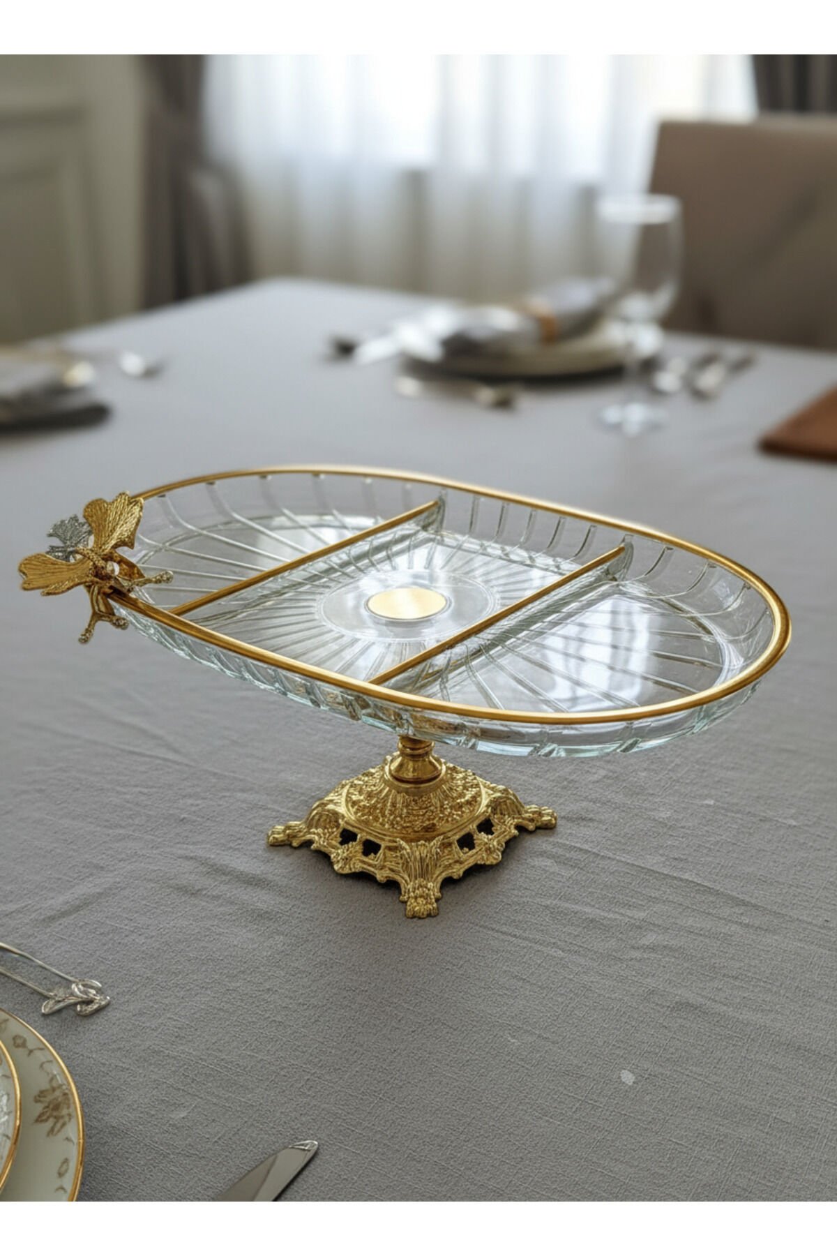 Lüx Hediyelik Metal Ayaklı Gold Oval Kelebekli Sunumluk Kurabiyelik - Yeni Serisi Oval Bölmeli Yüksek