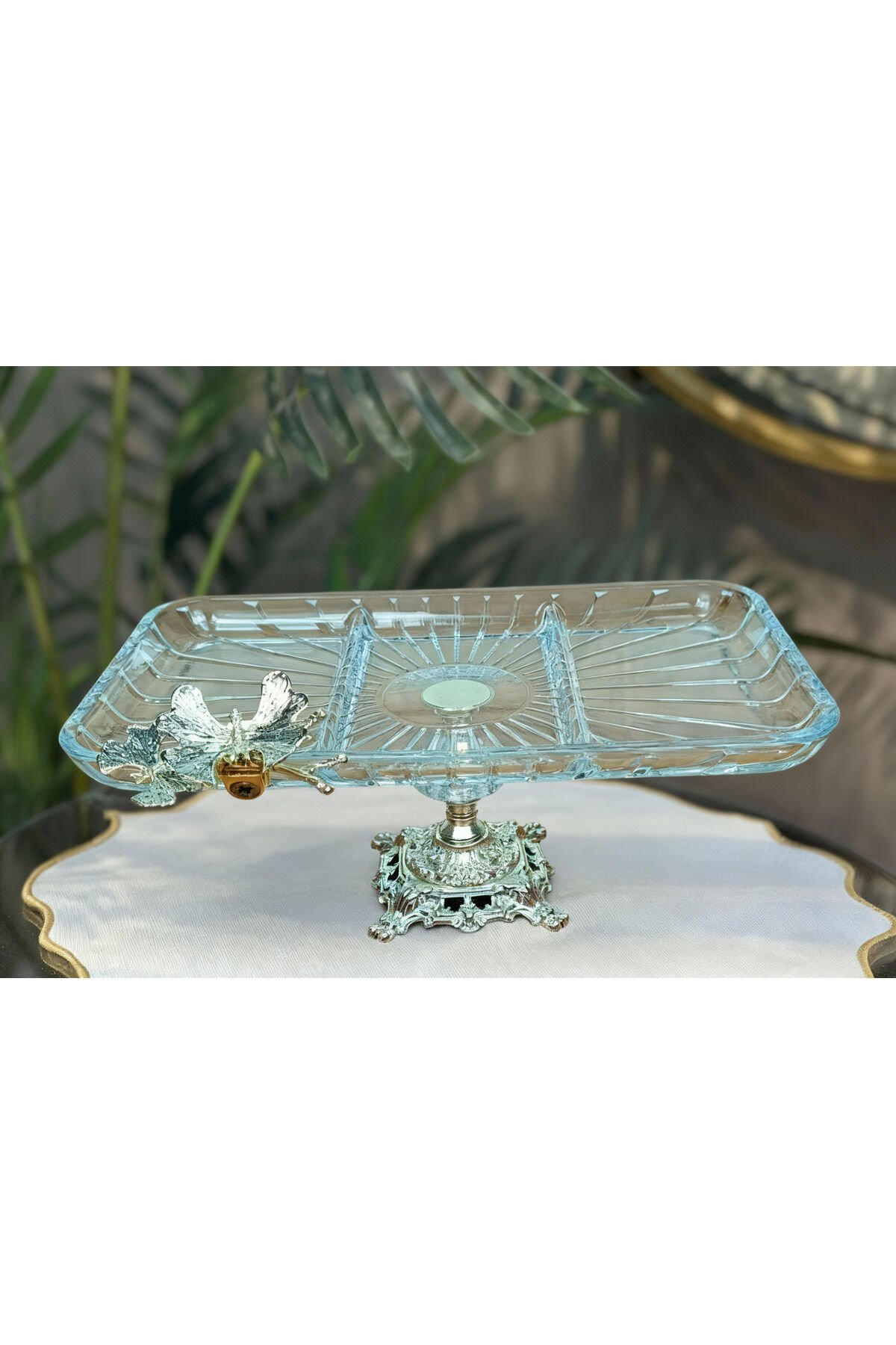 Lüx Hediyelik Metal Ayaklı Gold Oval Kelebekli Sunumluk Kurabiyelik - Yeni Serisi Gümüş Dikdörtgen Yüksek