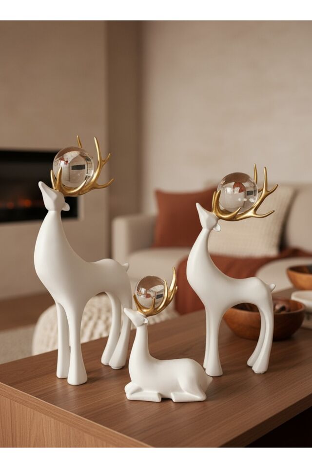 Dekoratif Beyaz Geyik Biblo 3’lü Set Gold Boynuzlu Kristal Toplu Ev Aksesuarı Beyaz