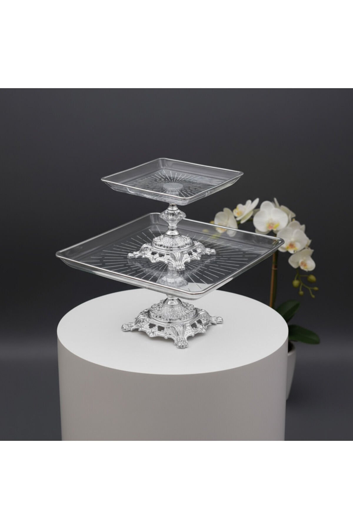Paşabahçe Gümüş 2 Li Kare Döküm Ayaklı Pasta Sunumluk Kurabiyelik Gümüş