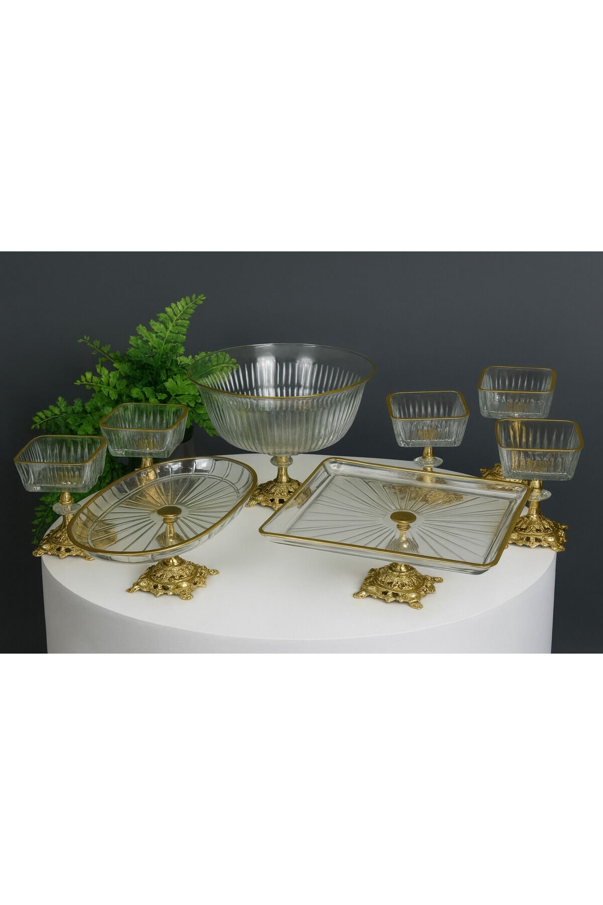 Paşabahçe Gold Detaylı Metal Ayaklı Sunum ve Servis Seti Pasta,Magnolia,Çay Seti,Kurabiyelik Gold 9 Parça