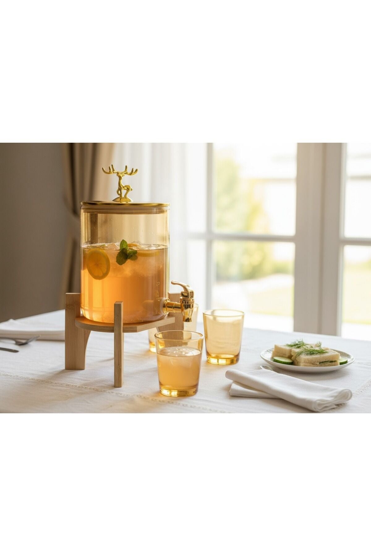 Gümüş Füme Cam Şerbetlik Meşrubatlık – Musluklu ve Ahşap Standlı 3.6 Litre Gold