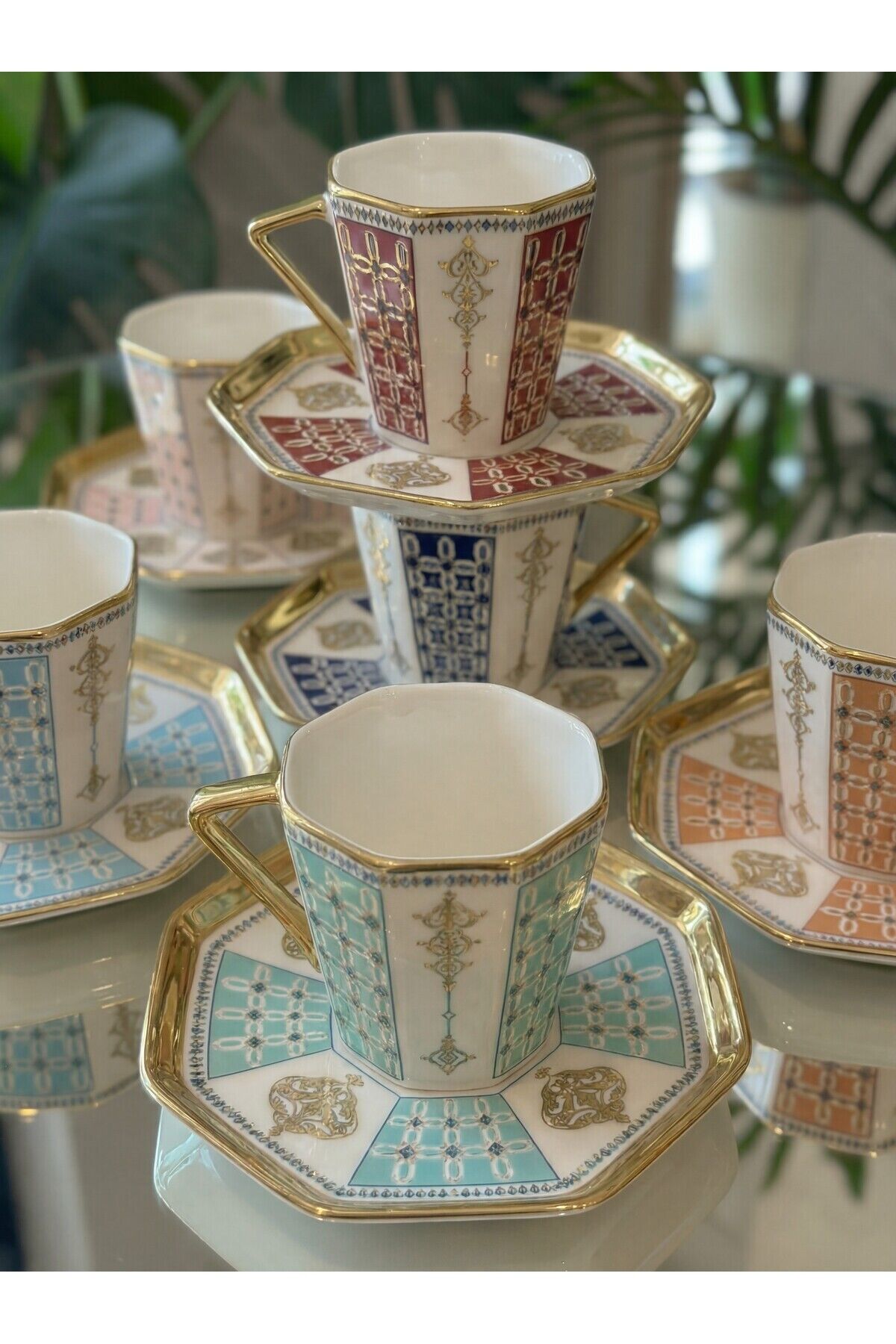 Yeni Altın İşlemeli Desenli 6 Kişilik Porselen Kahvesi Fincan Seti