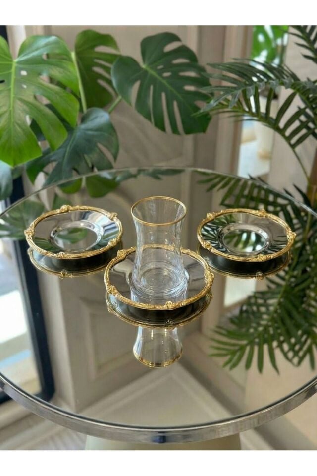12 Parça 6 Kişilik Gold Metal Çerçeveli Çay Seti – 6 Bardak 6 Metal Tabak – Lüks Sunum