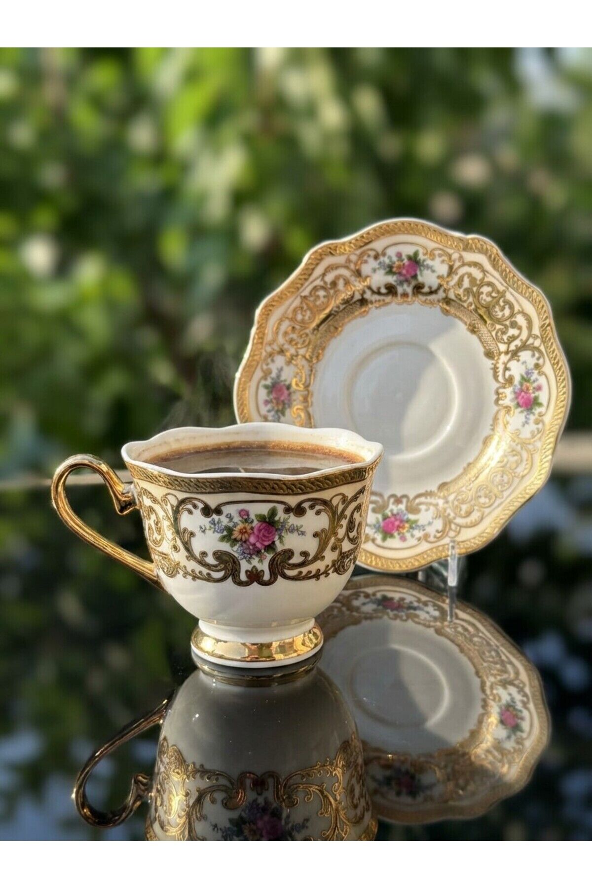 Victoria 24K Altın İşlemeli 6 Kişilik Porselen Fincan Seti Takımı Model1