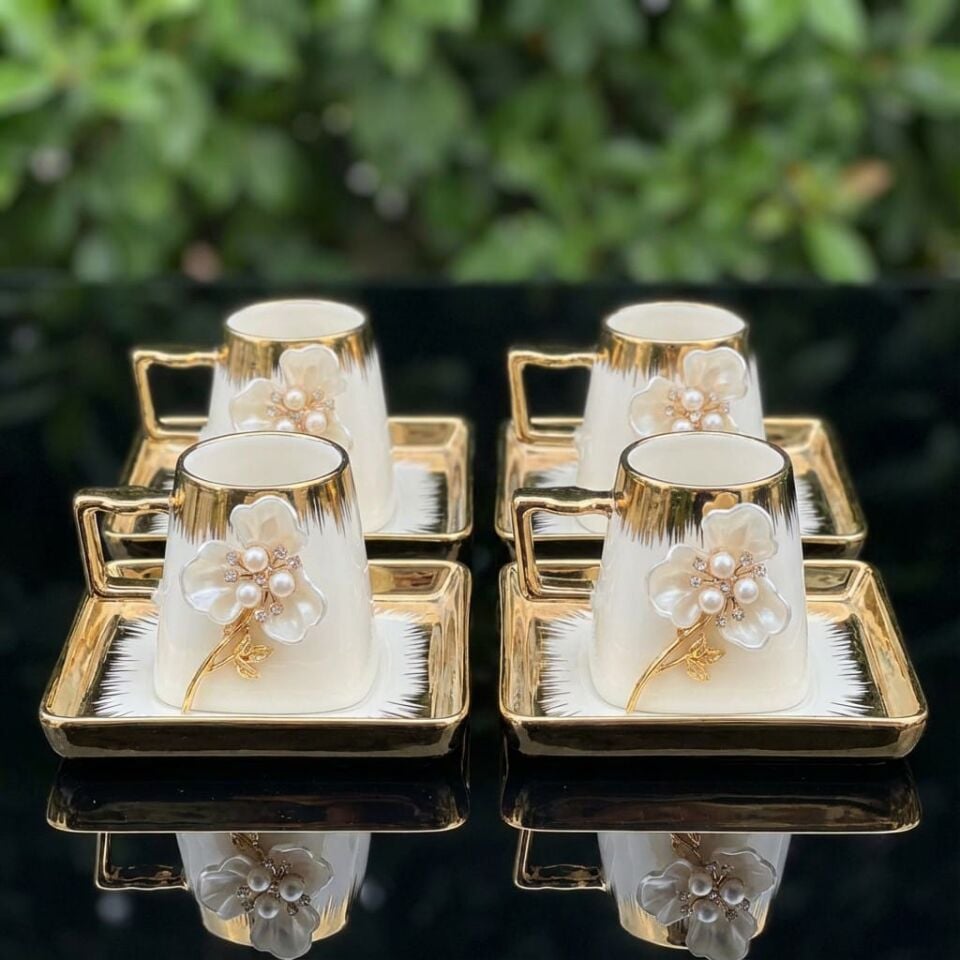 Gold Metal Çiçek Figürlü 6 Parça Fincan Seti | Şık Sunum
