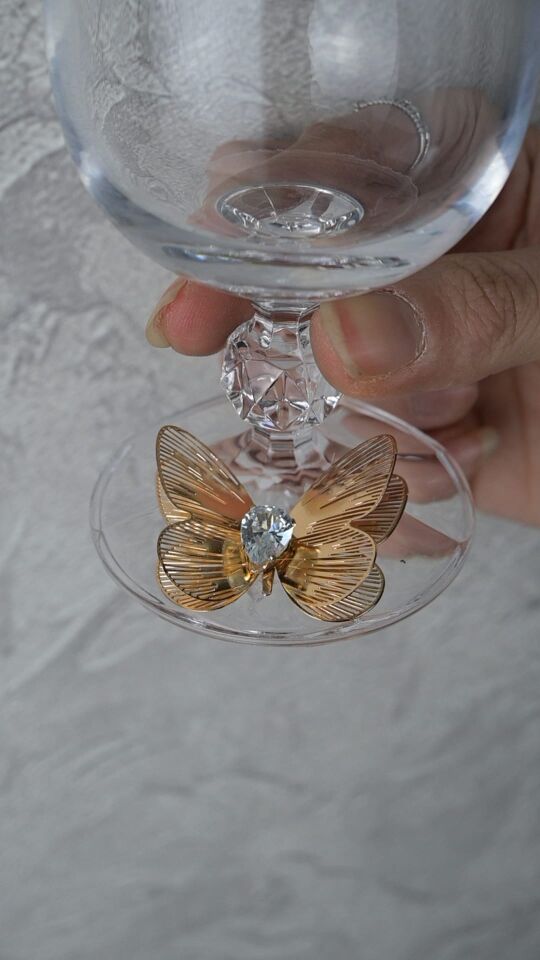 6’lı İnci/Çiçek Detaylı Gold Metal Süslemeli Ayaklı Cam Kahve Yani Kadeh Seti – Şık Sunum Bardakları Kelebekli